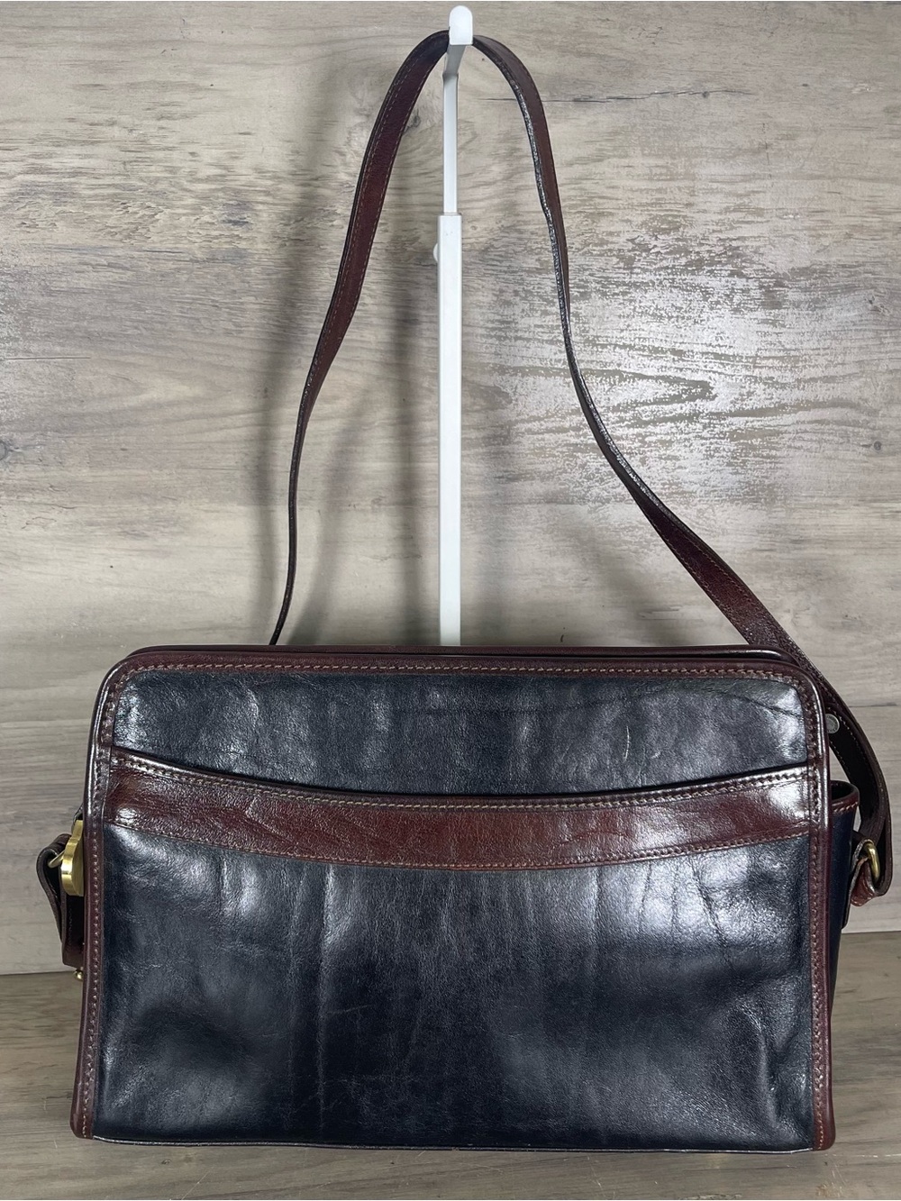 Brahmin Black Brown Leather Vintage Crossbody Purse 90s Old Money Quiet Luxury